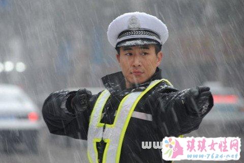 梦见交警 交通警察