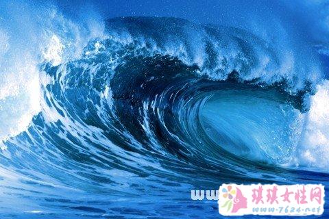 梦见海浪