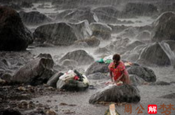 梦见下雨洗衣服